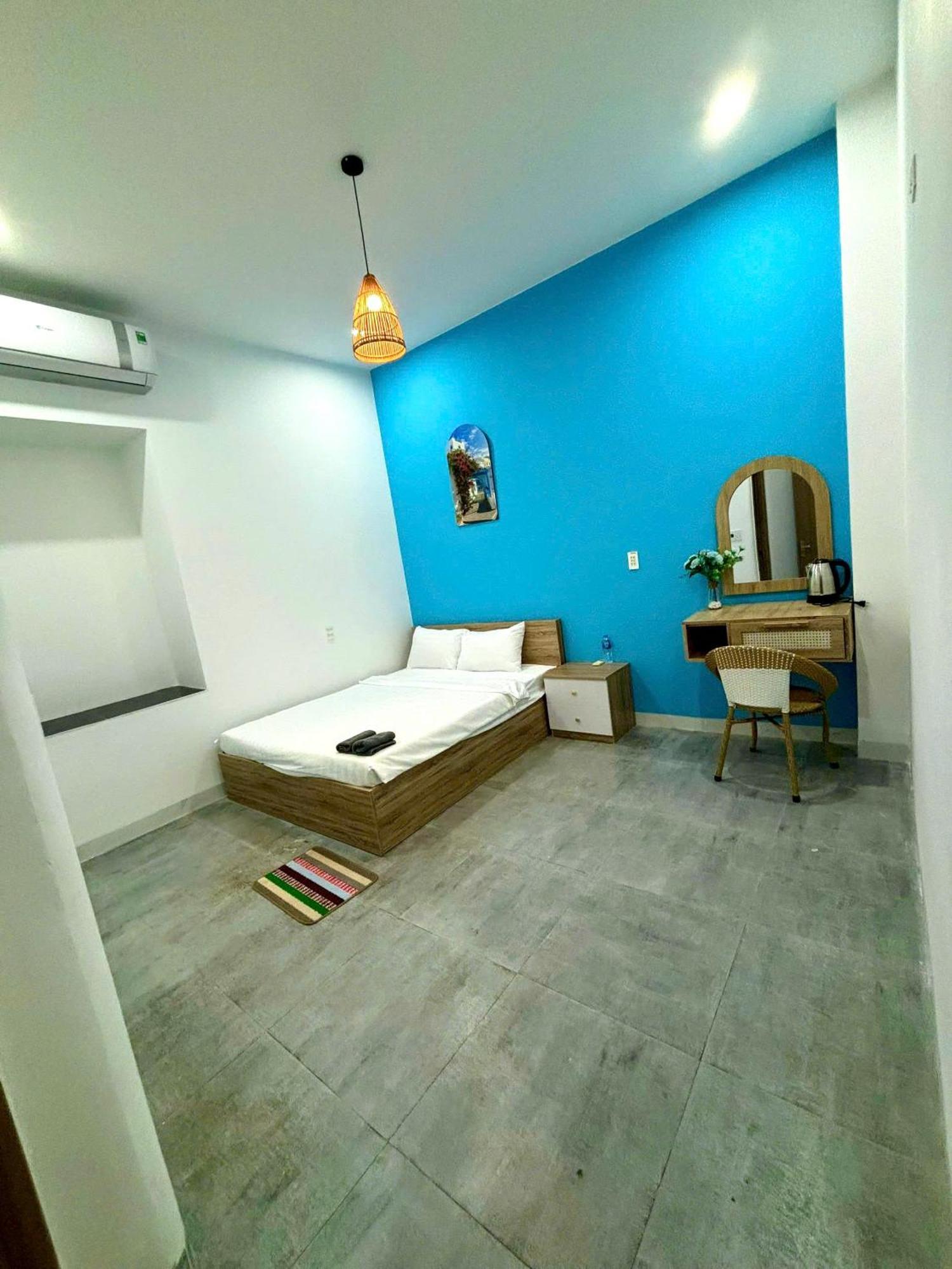 岘港 Santorini House And Coffee酒店 外观 照片