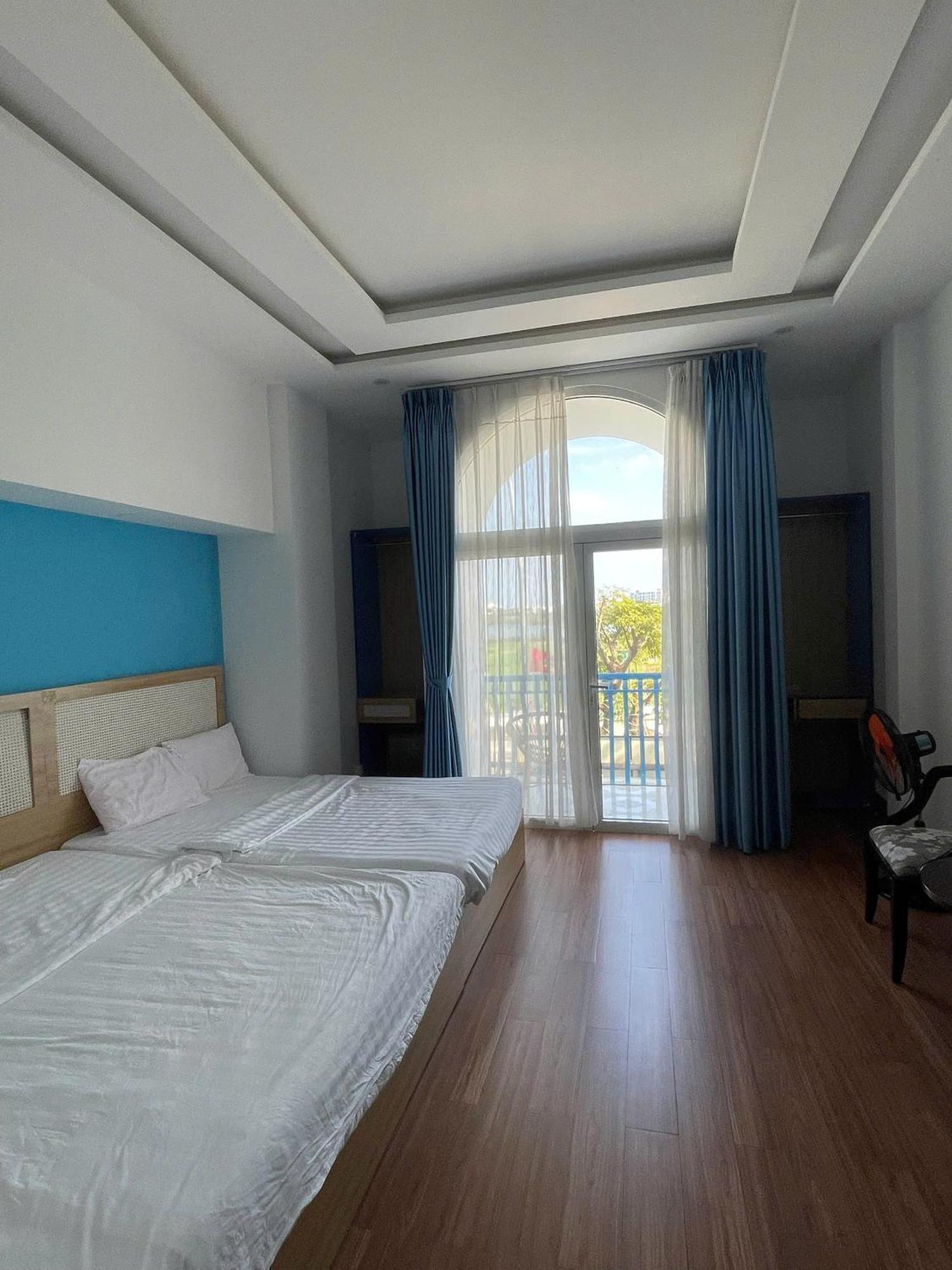 岘港 Santorini House And Coffee酒店 外观 照片